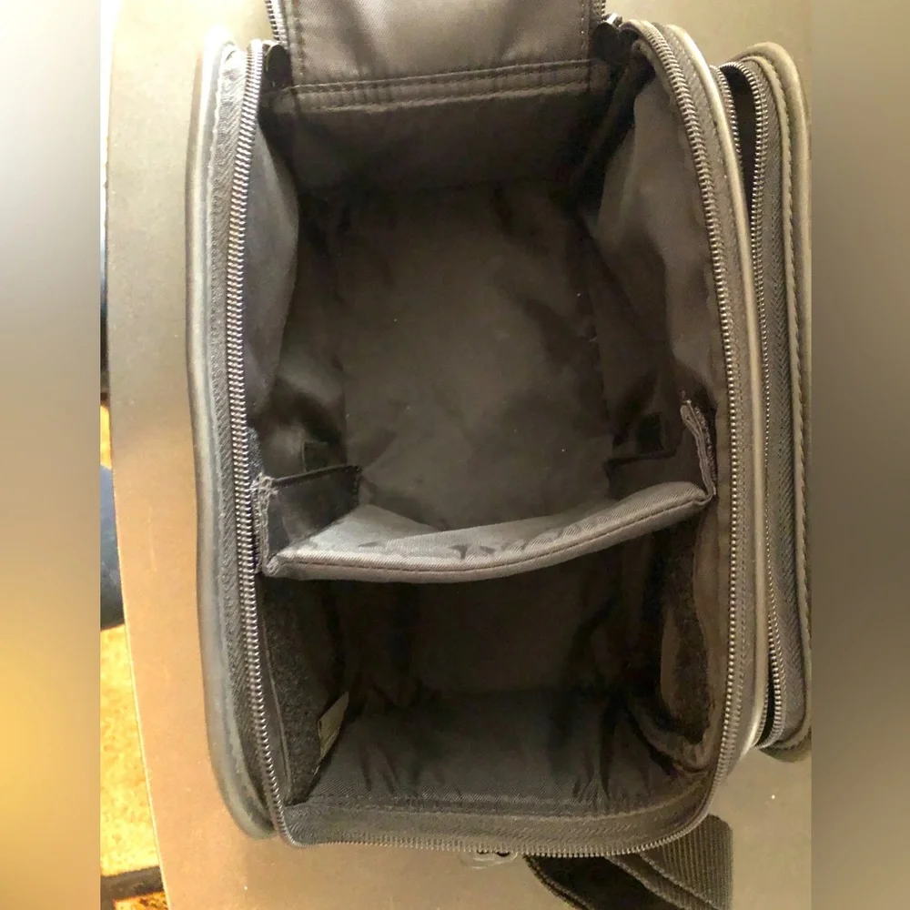 TARGUS CAMARA BAG - 35mm, Digital, Lenses etc.